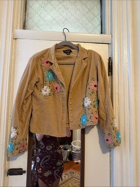 Y2K Persaman New York Tan Corduroy Jacket with Embroidered Yarn Flowers
